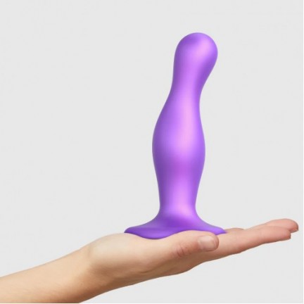 Фаллоимитатор Strap-On-Me Dildo Plug Curvy M фиолетовый 16 см